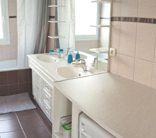 Chambre #2 dans appartement lumineux proche des Vosges