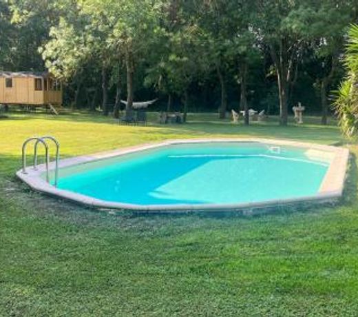 AUX PORTES DE LA CAMARGUE STUDIO BALNEO PISCINE