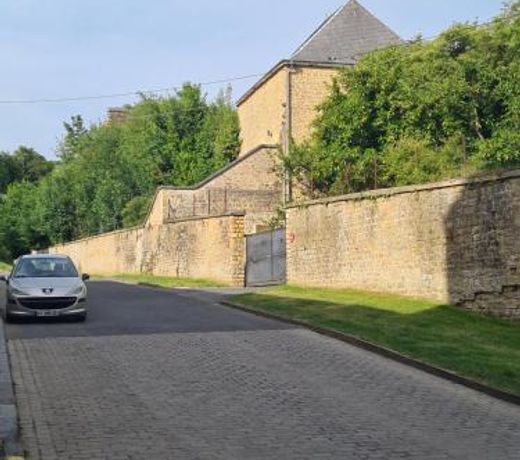 Aux remparts du chÃ¢teau