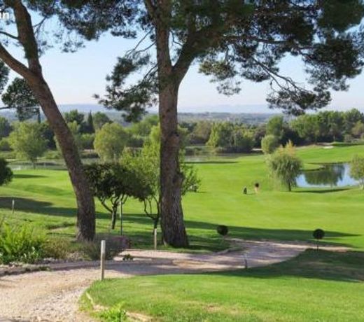 Nouvelle location dans somptueux golf avec piscine, terrains de tennis - situation ++ pour decouvrir la Provence