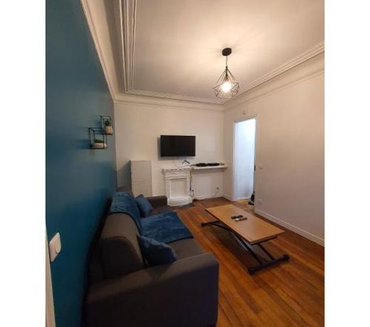 Un appartement authentique Ã  deux pas de ParisÂ .