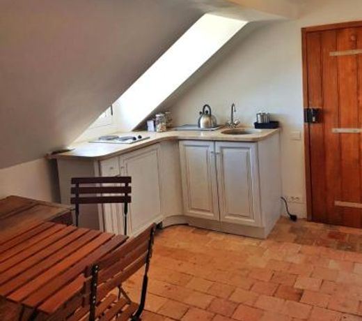 Bel appartement dans magnifique propriete d'Anjou