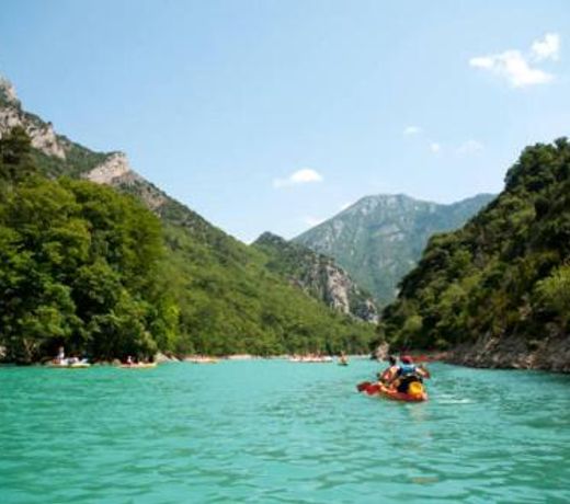 MOBILHOME 4/5 P /GORGES DU VERDON / TOUT EQUIPE / / TOUT CONFORT / REFAIT A NEUF / LAC DE STE CROIX A PROXIMITE