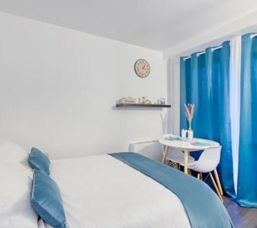 Escapade entre Paris &Disney Gare RER 2 min