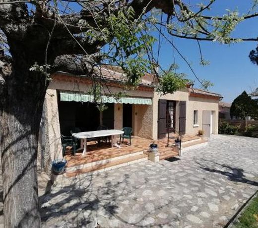 Charmante maison avec terrasse aux portes de l'ArdÃ¨che