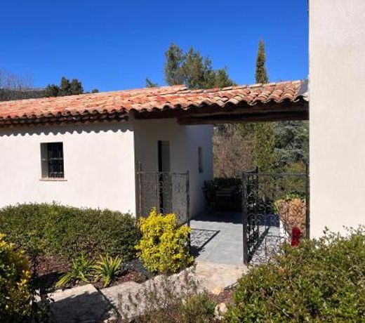 STUDIO 1 CHAMBRE 2 PERSONNES