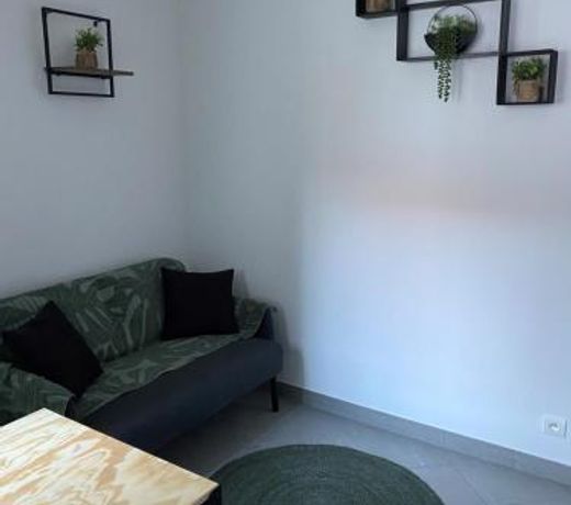Charmant appartement Ã  thÃ¨me proche Paris