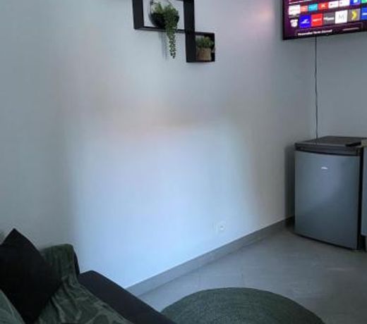 Charmant appartement Ã  thÃ¨me proche Paris