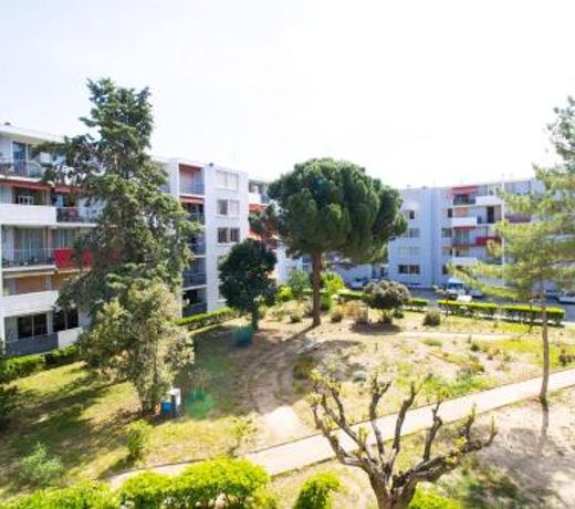 Appart 6 chb, standing, proche Centre,Parking,Clim