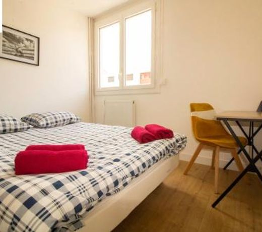 Appart 6 chb, standing, proche Centre,Parking,Clim