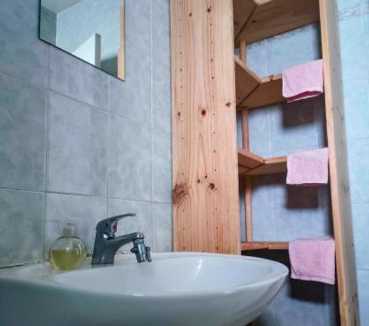 Private room & parking in shared apartment l 25 mins from Paris, Gare du Nord, Eurostar, Charles de Gaulle airport & Stade de France