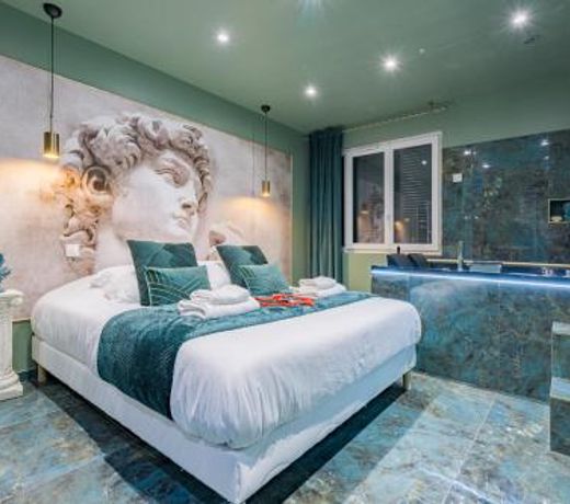 Le Musee dâAphrodite / JACUZZI