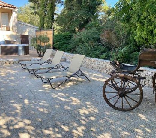 Villa avec Piscine & Jaccusy