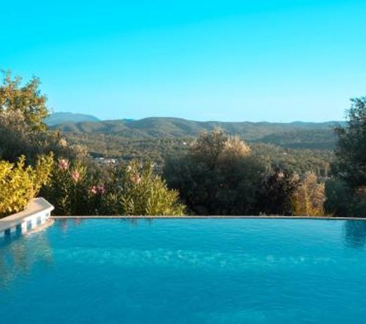 Les Lodges de Saint Cassien 2