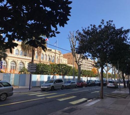 Menton faÃ§e aux jardins BiovÃ¨s spacieux et lumineux 2 piÃ¨ces en hypercentre