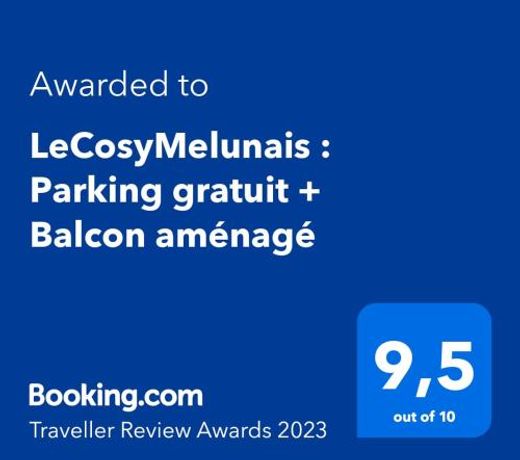LeCosyMelunais : Parking gratuit + Balcon amenage