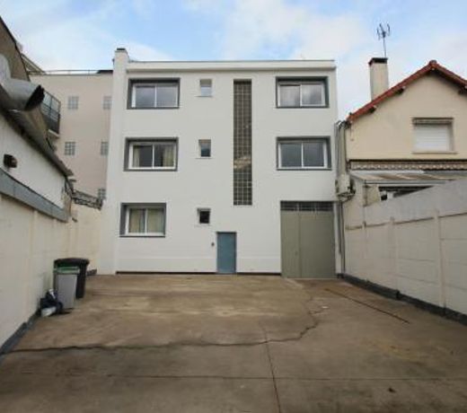 Parking rue Gratuit, 10mn metro 8 Paris, Grand Espace Renove et Chauffe, Vert