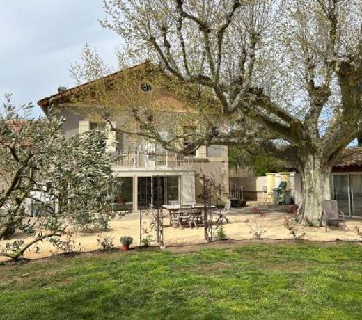 Au petit bonheur