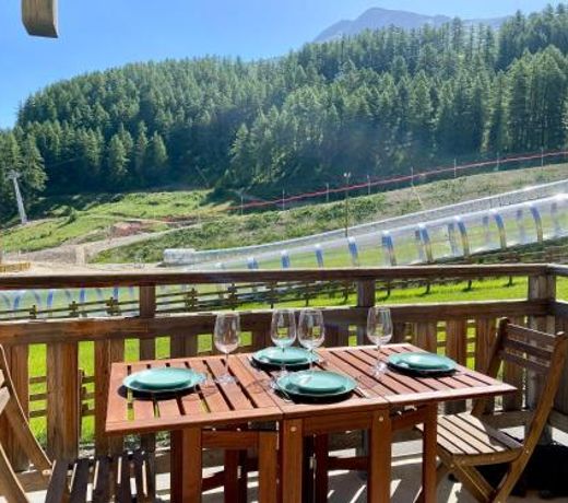 Appartement 2 chambres vue pistes, parking privatif
