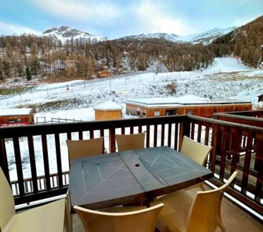 Duplex rénové - 2 chambres 7 personnes vue pistes