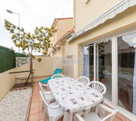 AS21493 - Villa P3 avec terrasse et solarium