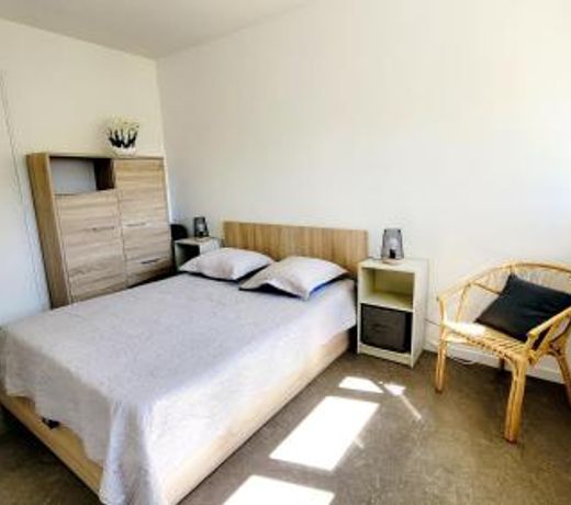 Comme Ã  la maison!!A 5 min Ã  pied plage,pkg prive