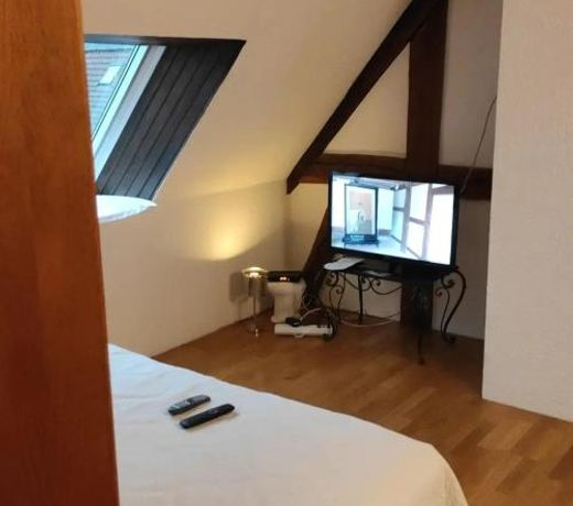 GITE AU PETIT RUISSEAU-Etage et combles-maison alsacienne 4 personnes 3 nuitées minimum