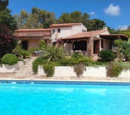 Villa La LouviÃ¨re La Croix Valmer Golfe de Saint Tropez