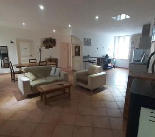 Appartemment situe a lacaune les bains