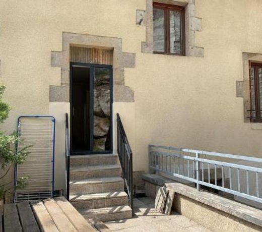 Appartement 4 personnes, 1 chambre, terrasse, Wifi, proche du centre