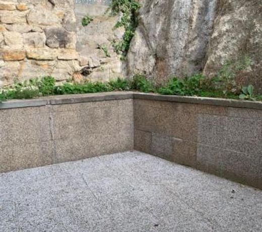 Appartement RDC 9 personnes, 2 chambres, wifi, proche du centre