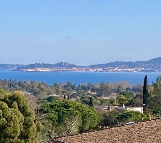 Les Restanques coquelicot 4-6pers vue mer