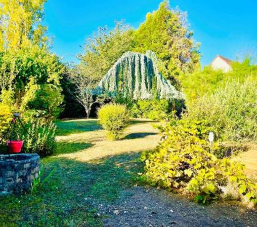 Villa Giulia sur terrain 1000m2 arbore 5min Roissy CDG