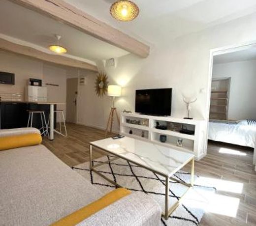 Nuit bleue - tout Grasse à pied !