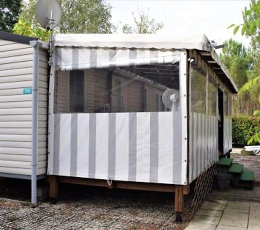 Spacieux Mobil-home NÂ°502 - 2 chambres - dans Camping 4 *