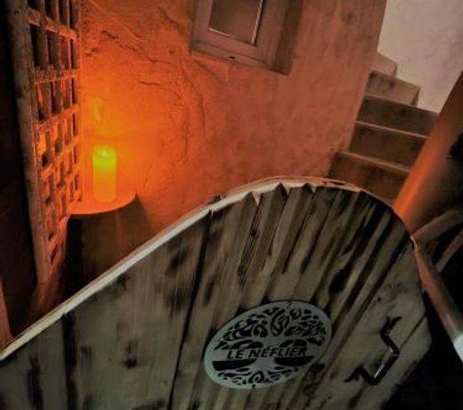 Le Neflier Dijon - appart jacuzzi-SPA romantique pour 2