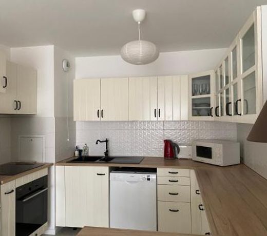 Superbe appartement avec jardin et parking proche Paris et Disney