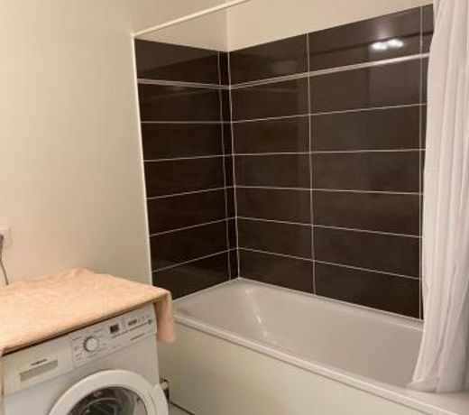 Superbe appartement avec jardin et parking proche Paris et Disney
