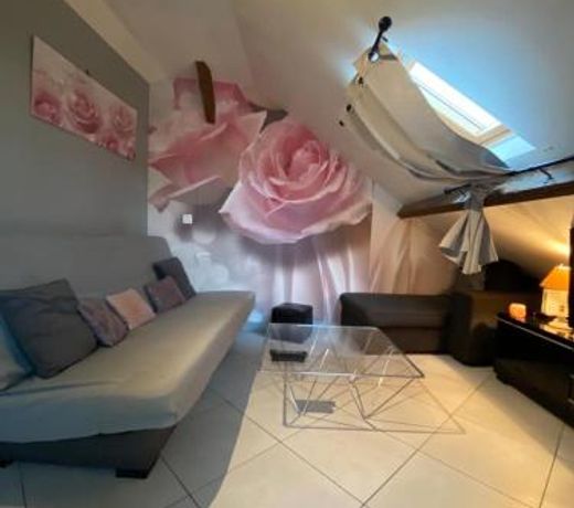 studio cosy Ã  35 mn de Paris.