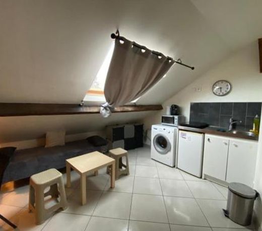 studio cosy Ã  35 mn de Paris.