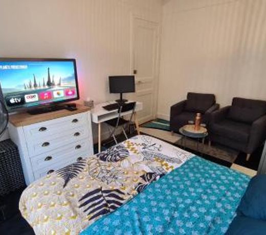Résidence Cosy, chambre privée non mitoyenne avec serrure dans un appartement de 50 m carrés
