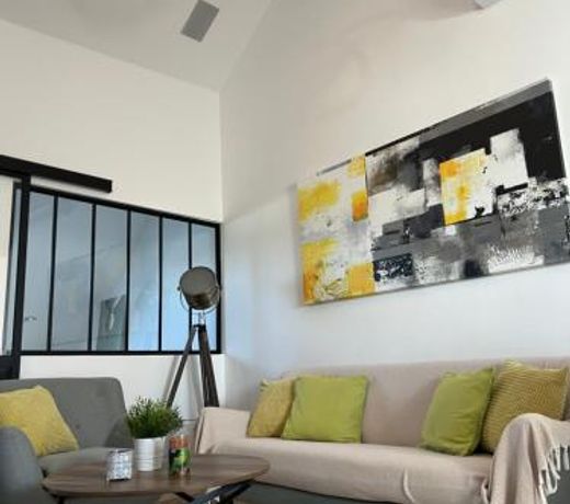 Loft ravissant avec parking gratuit