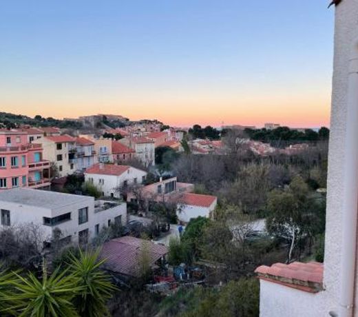Collioure, bel appartement de 40m2 avec balcon et parking