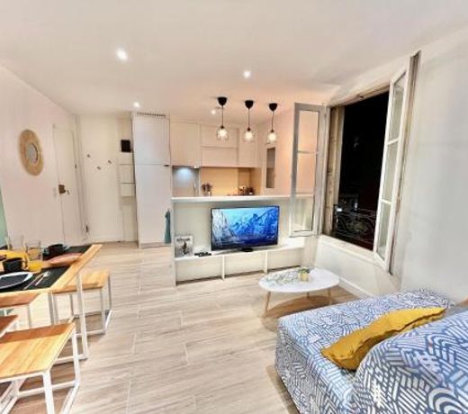 CLICHY QUARTIER VICTOR HUGO - Superbe appartement entiÃ¨rement renove