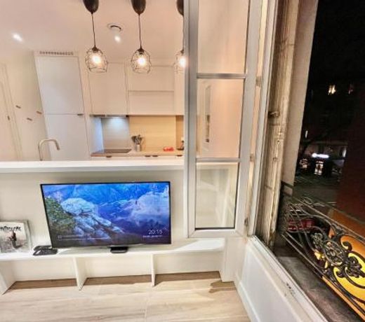 CLICHY QUARTIER VICTOR HUGO - Superbe appartement entiÃ¨rement renove