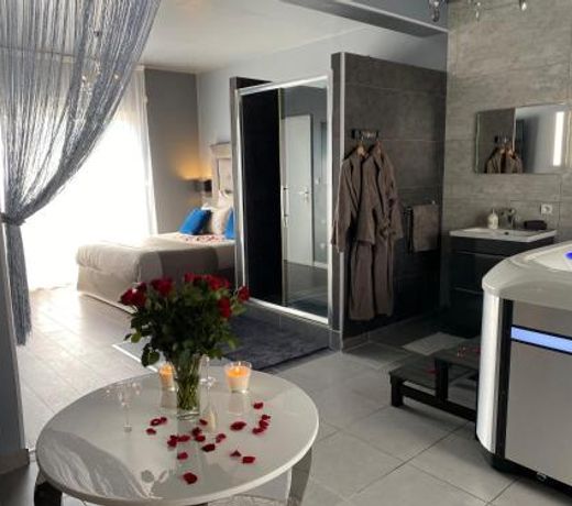 Nuit privee avec Jacuzzi