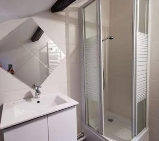 Studio sous les toits proche Paris et Versailles