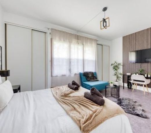 Le Cosy - Free Parking - 2 min metro - 5 min Paris