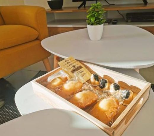 Magnifique Appartement renove 2 chambres et balcon