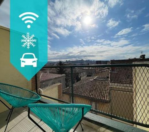 Duplex 70m2 - Vue Cite Medievale - Parking gratuit